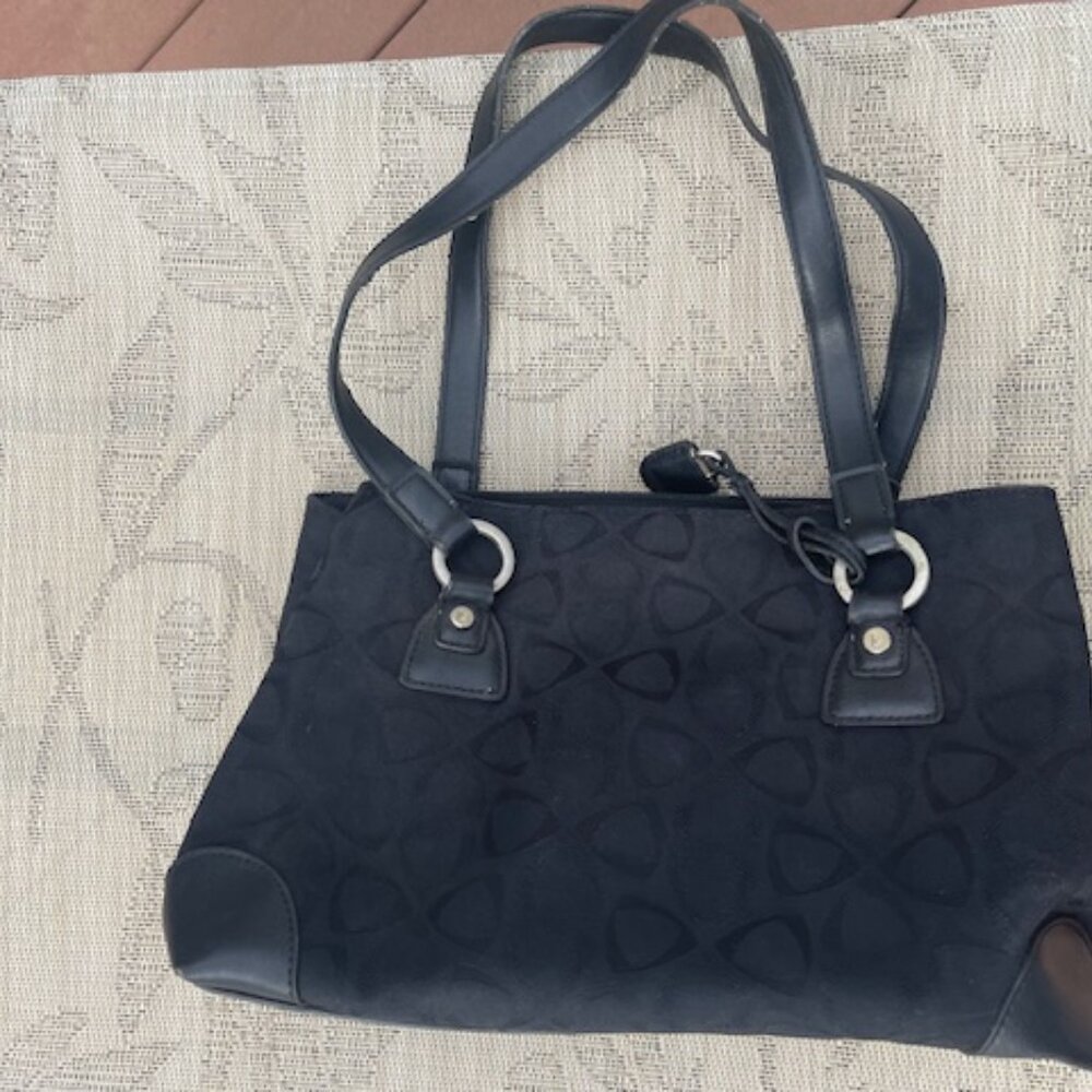 Liz Clairborne Black Signature Bag